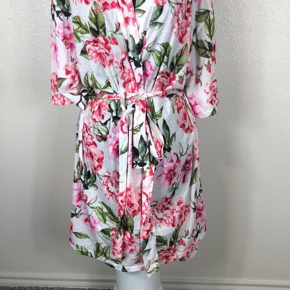 2/$30 Show Me Your Mumu Robe Floral Garden One Size Pink White & Green Floral - Picture 8 of 15
